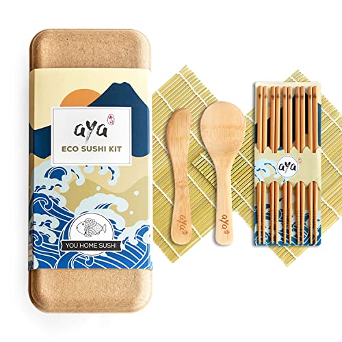 Kit per la Produzione di Sushi – Originale AYA Eco Sushi Kit – Tutto Naturale Ecologico – Bambù Biodegradabile – 2 Tappetini per Sushi – 5 Paia di Bacchette – 1 Spatola – 1 Cucchiaio